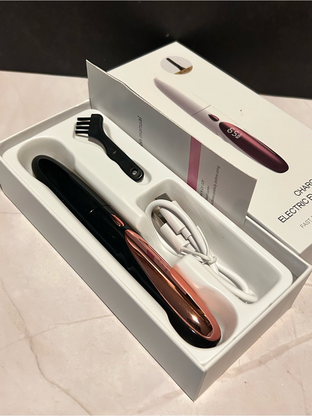 Portable Electric Eyelash Curler - Black with Rose Gold Accents